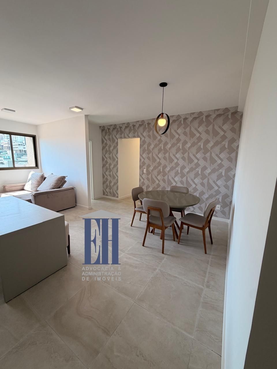 Apartamento 2 quartos semi-mobiliado, 2 vagas e vista panorâmica no Buritis