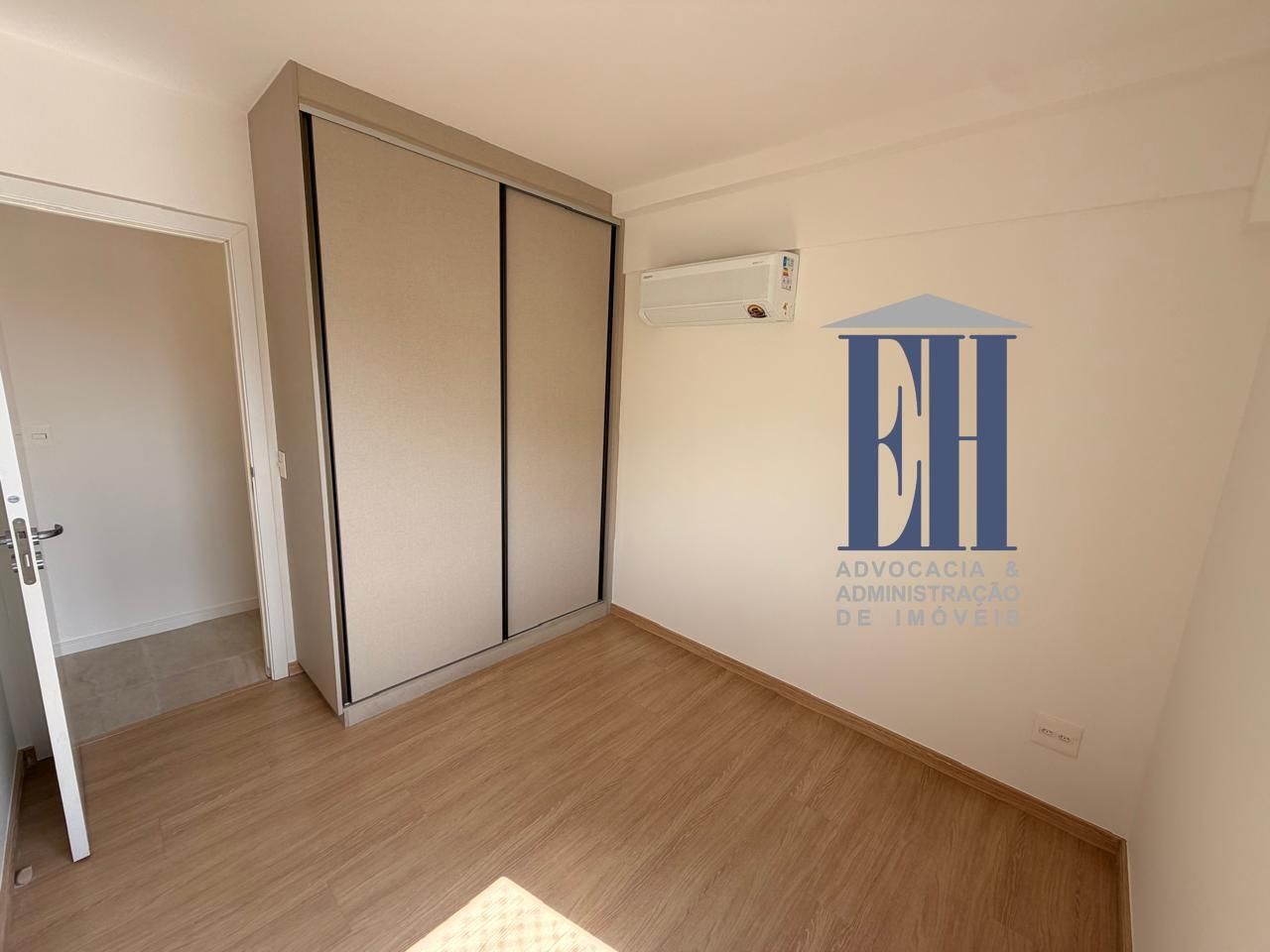 Apartamento 2 quartos semi-mobiliado, 2 vagas e vista panorâmica no Buritis