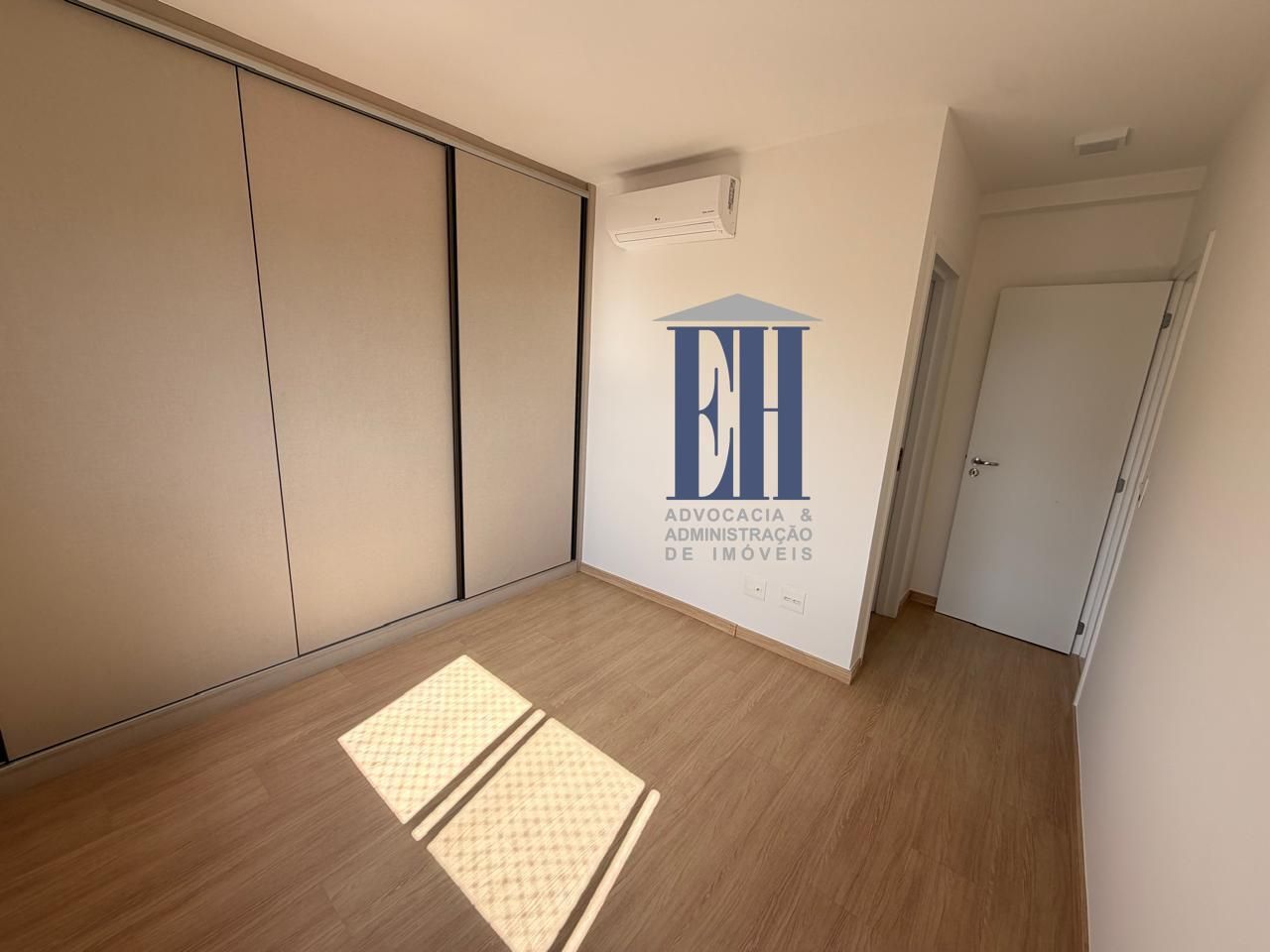 Apartamento 2 quartos semi-mobiliado, 2 vagas e vista panorâmica no Buritis