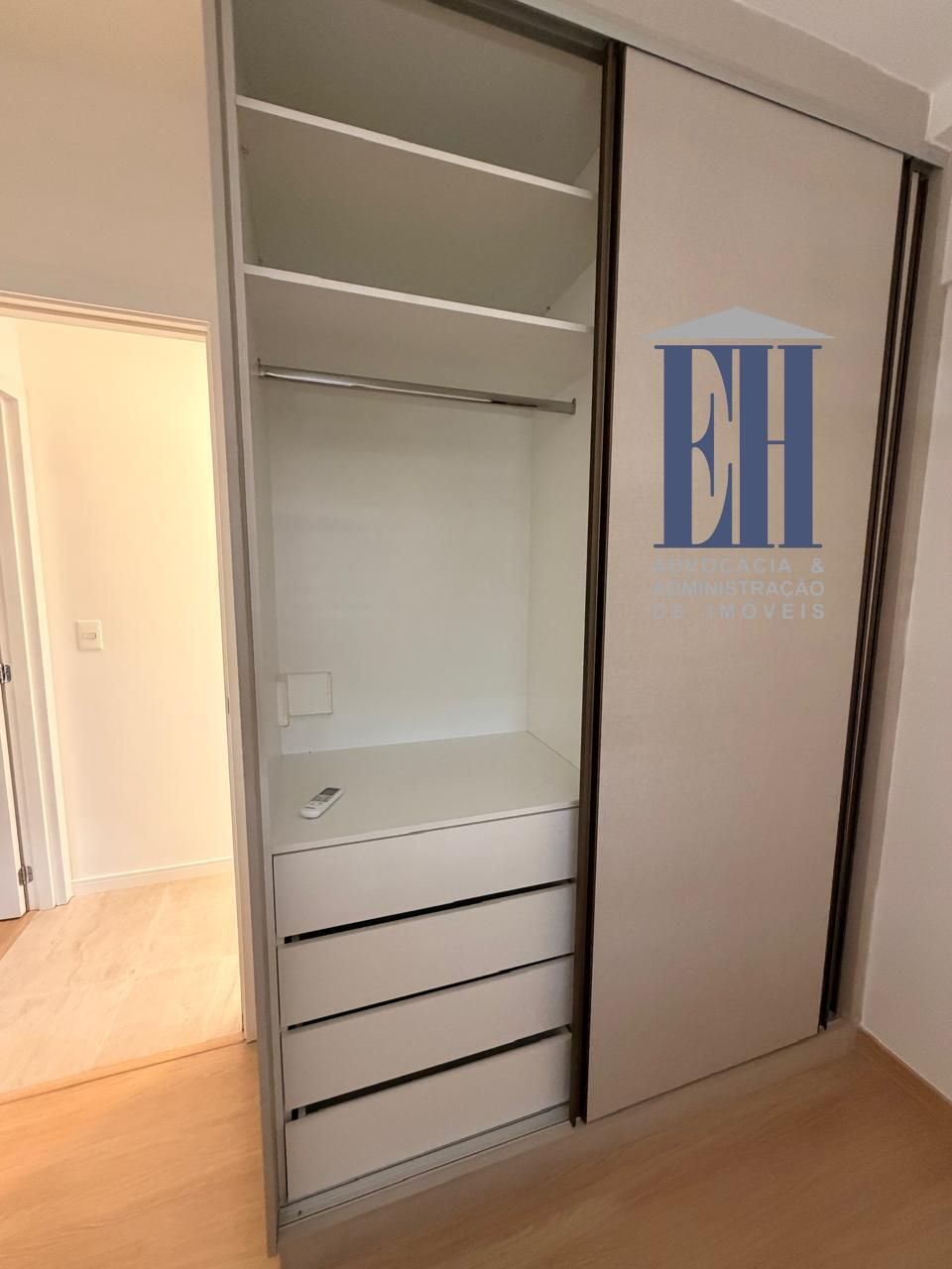 Apartamento 2 quartos semi-mobiliado, 2 vagas e vista panorâmica no Buritis